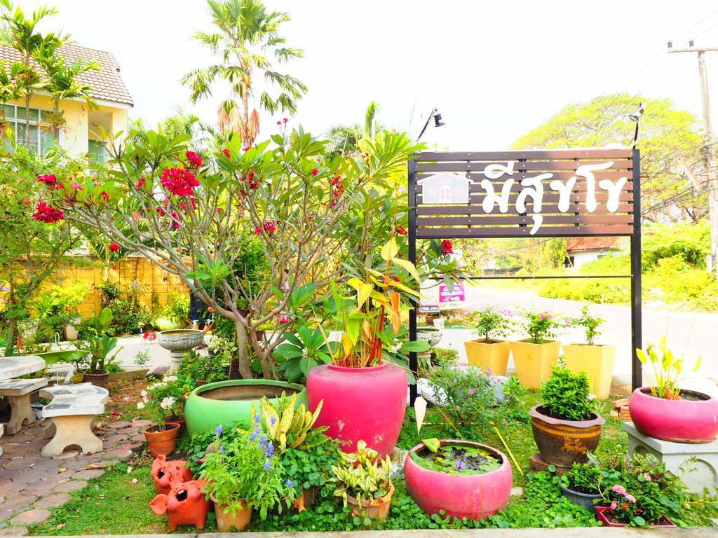 Bed and Breakfast Banmeesukko Phitsanulok Exterior foto